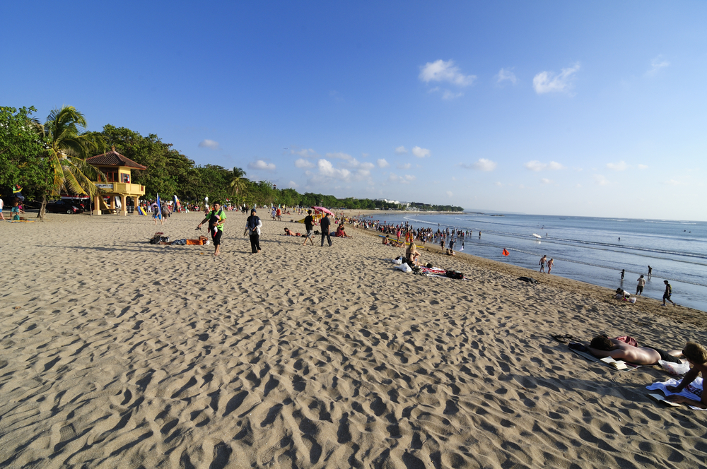 wisata pantai kuta Bali