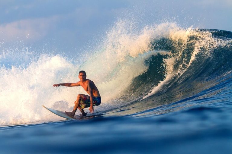 Pantai di Bali untuk Surfing